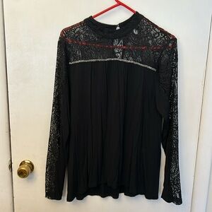 Vanity Women’s Top Black/Beading Size Large
